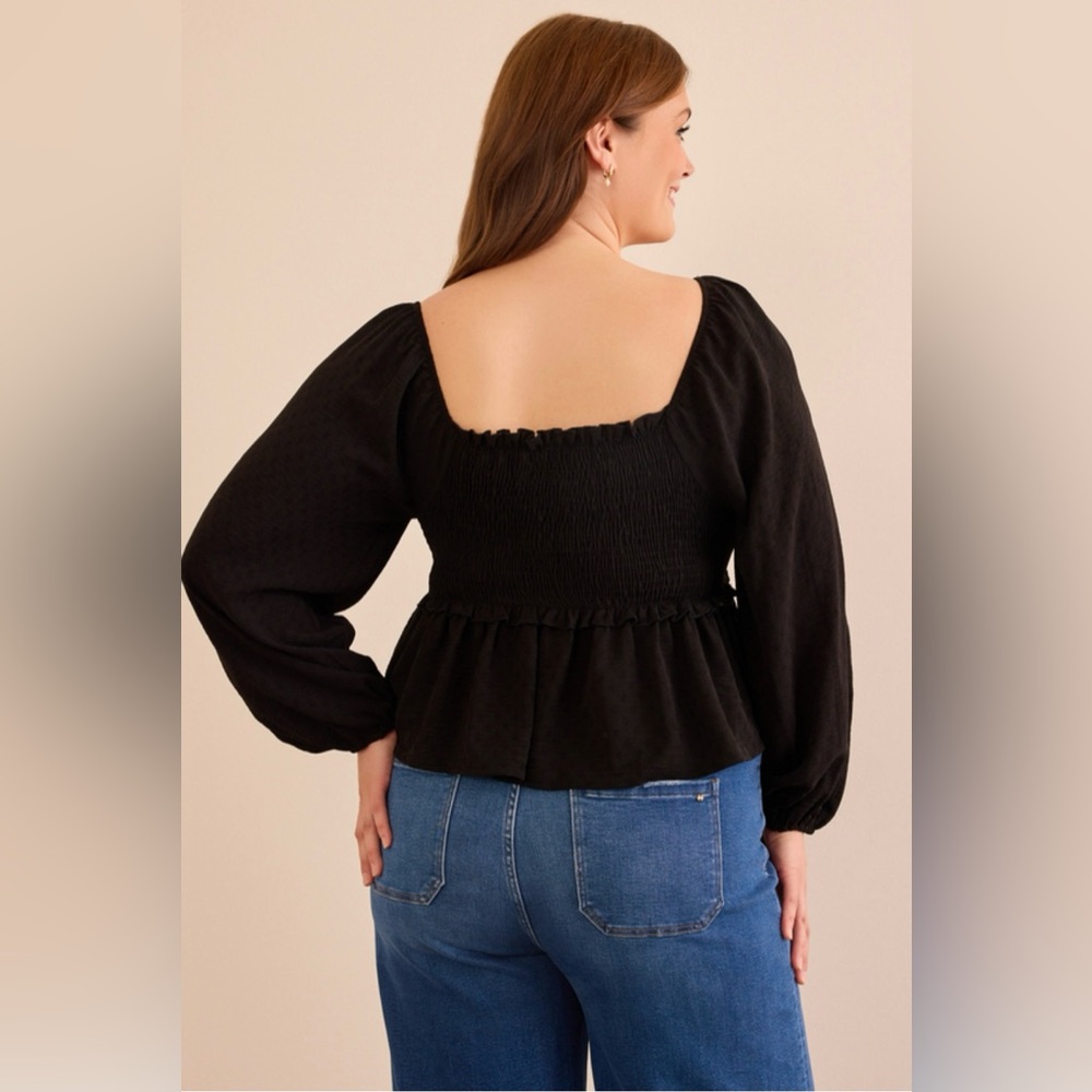 Arula Textured Black Babydoll Top
SIZE 1X = 14/16 **NEW WITH TAGS!** - Picture 11 of 12
